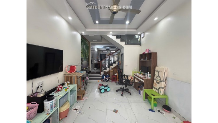MẶT ĐƯỜNG KIỀU SƠN - VĂN CAO , NHÀ 4 TẦNG VỊ TRÍ SIÊU ĐẸP , NHÀ DÒNG TIỀN