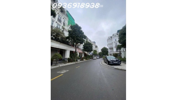 Siêu rẻ-11.5 tỷ-7t thang máy-gara ô tô-nhà mới-CHỈ CÒN 1 CĂN DUY NHẤT-Đại Mỗ, Nam Từ Liêm, HN