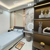 Cần Bán 3 tầng 3 mê kiệt 3m đường Trần Cao Vân