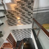 CẦN BÁN GẤP Nhà Kiệt Ô Tô gần Trường Chinh Ngã Ba Huế khu vực thuận tiện di chuyển