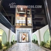 Nhà hướng Nam view hồ – kinh doanh tốt – giá 3 tỷ 150