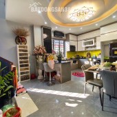 Nhà mặt đường Dư Hàng – 107,5m² x 4 tầng, lô góc 2 mặt thoáng.