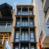 Bán mặt tiền đường Hồng Hà, Trệt 4 lầu ST, DT: 67m2, 9PN, 6WC. Gần CV