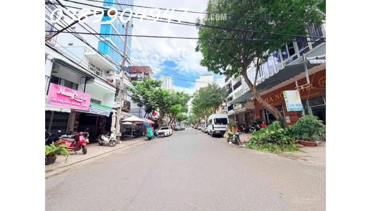 Nhà 2,5 tầng Đường Biệt Thự _ hẻm ô tô thông ] * Cách biển Trần Phú : 300m * Giá : 4,3 tỷ