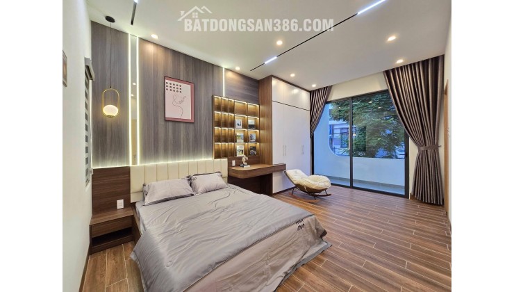BÁN NHÀ 3 TẦNG 3 MÊ ĐƯỜNG HÒA MINH 10 - GẦN BÃI TẮM BIỂN