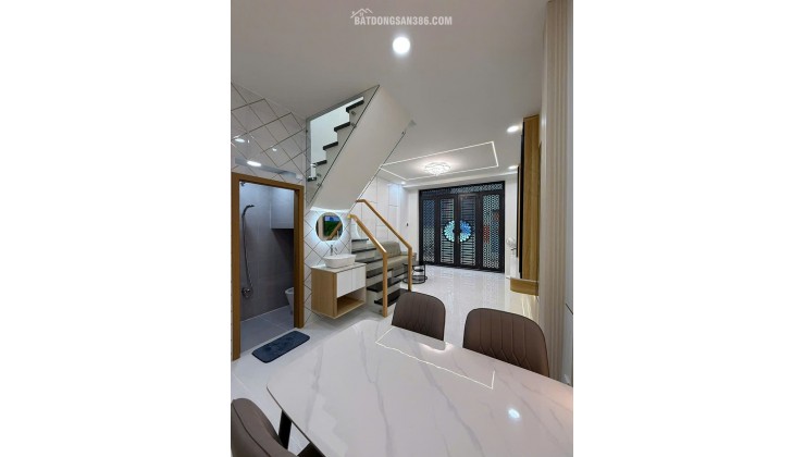 SIÊU PHẨM KẾ BÊN ĐẦM SEN, HXH CÁCH 1 CĂN RA MT – 40M2 - 6TỶ LH:0965547748.