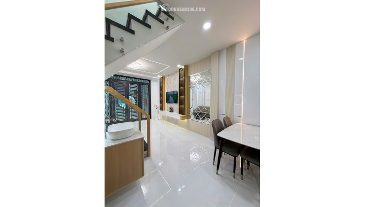 SIÊU PHẨM KẾ BÊN ĐẦM SEN, HXH CÁCH 1 CĂN RA MT – 40M2 - 6TỶ LH:0965547748.