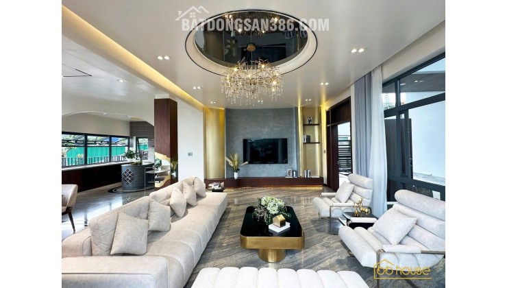 CHO THUÊ BIỆT THỰ NGHĨ DƯỠNG  CÓ HỒ BƠI VIEW CUẨN 5 SAO TẠI P3.PHAN ĐÌNH PHÙNG  BẢO LỘC GIÁ CHỈ TỪ 1.1 TRIỆU/ĐÊM