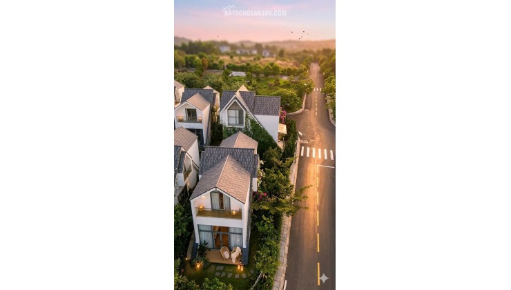 BÁN GẤP VILLAS CHUẨN NGHĨ DƯỠNG GẦN HỒ NGỌC BẢO LỘC - CHỈ CẦN THANH TOÁN TRƯỚC 660 TRIỆU NHẬN NGAY CHÌA KHÓA