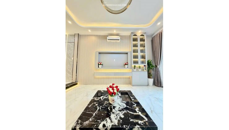Nhà đẹp hẻm 1942 Huỳnh Tấn Phát, 4x14m, 5.8 tỷ, tặng nội thất tiền tỷ