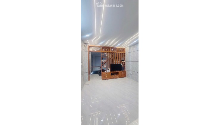 SIÊU PHẨM NHÀ ĐẸP TỈNH LỘ 10, 5 TẦNG, 4 x 12.5, NHỈNH 6 TỶ