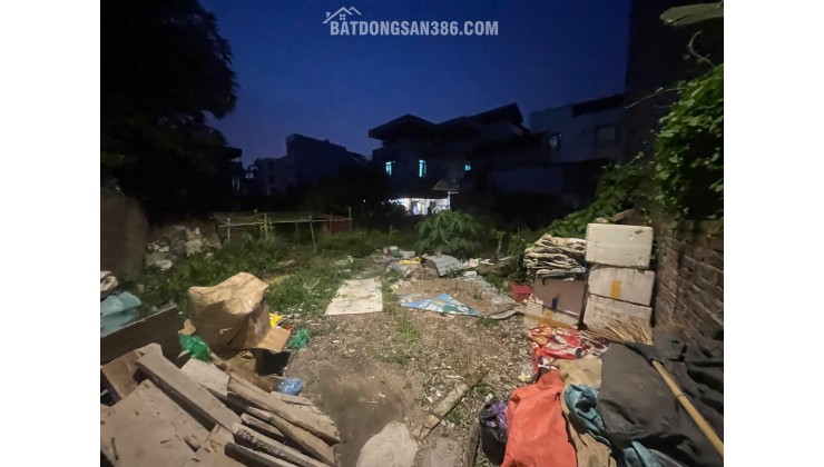 Cần bán đất Vĩnh Quỳnh, vị trí đẹp, đã có sổ, pháp lý rõ ràng
