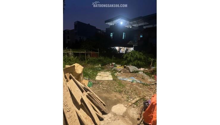 Cần bán đất Vĩnh Quỳnh, vị trí đẹp, đã có sổ, pháp lý rõ ràng