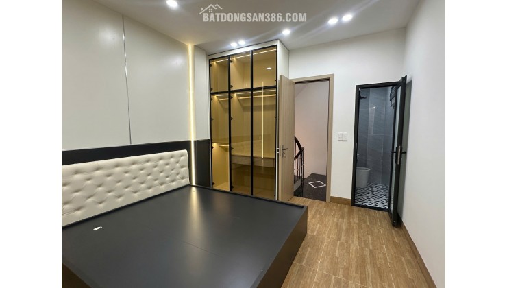 Bán nhà ngõ Hoà Bình 7, phường Bạch Mai. Diện tích sổ 20,5m2 , thực tế 24m2 ! Giá 6tỷ3