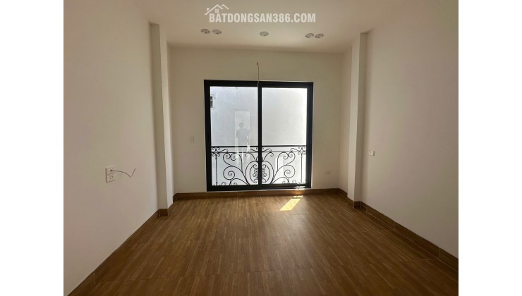 Bán nhà ngõ Hoà Bình 7, phường Bạch Mai. Diện tích sổ 20,5m2 , thực tế 24m2 ! Giá 6tỷ3