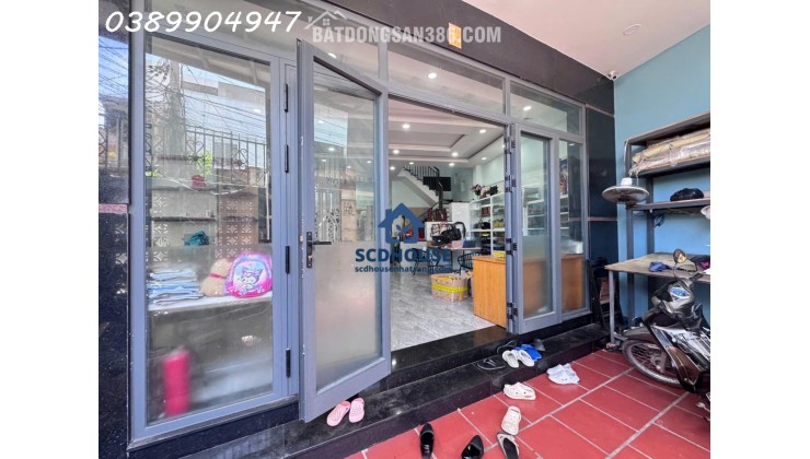 BÁN GẤP NHÀ LÔ GÓC 3 TẦNG 1 TUM MẶT TIỀN KINH DOANH SÁT ĐƯỜNG PHÙNG THẾ TÀI NHA TRANG – DIỆN TÍCH 86M² ĐÃ HOÀN CÔNG – ĐANG CÓ DÒNG TIỀN 12 TRIỆU GIÁ