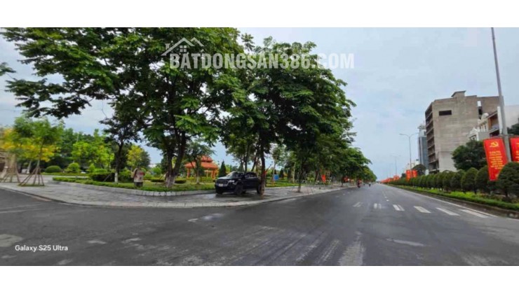 BÁN GẤP 62M² ĐẤT PHÙ KHÊ (BẮC NINH) HƠN 2 TỶ - NGÕ NÔNG, Ô TÔ 7 CHỖ CHUI TỌT VÀO ĐẤT!