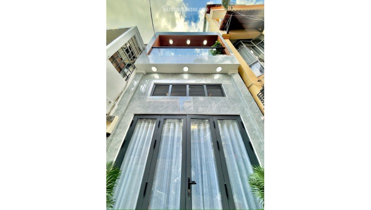 NGUYỄN TRỌNG TUYỂN -  40M RA MẶT TIỀN - HẺM 4M  - 3PN - 32M2 
- 6.88 TỶ