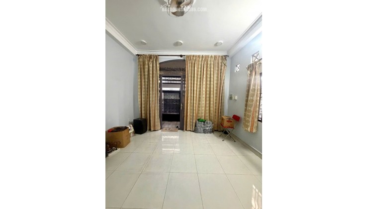  60M² – 7PN – CĂN GÓC NỞ HẬU – PHẠM VĂN HAI – GIÁ 8.9 TỶ