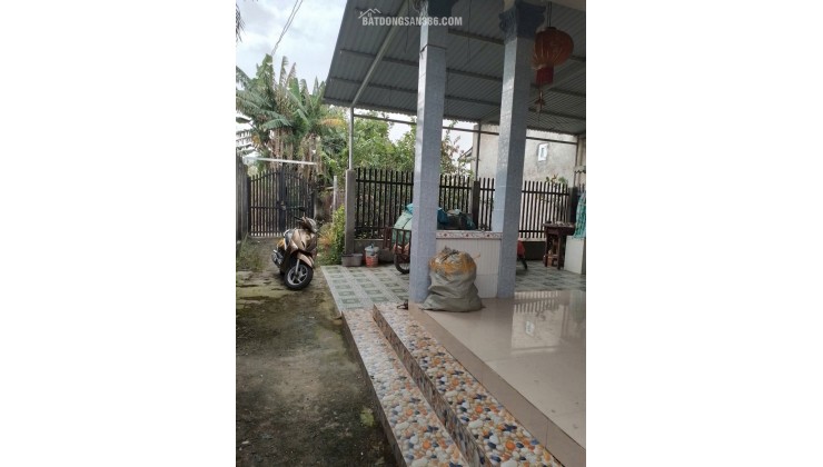BÁN GẤP NHÀ ẤP LỘC TIỀN, XÃ MỸ LỘC, CẦN GIUỘC, LONG AN, DT 285 M2 SHR CHỈ 2TỶ9. LH:0909357553.