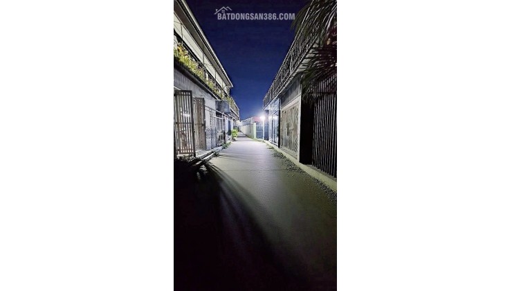 Nhà phố Xinh Linh Xuân - 60m2 – Nhỉnh 3 tỷ - Đường thông thoáng – Ôtô ngủ trong nhà