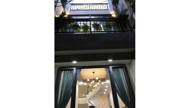 LÔ GÓC 30M2 – 3 TẦNG – 25M RA MT TRƯỜNG SA – GIÁ 6 TỶ