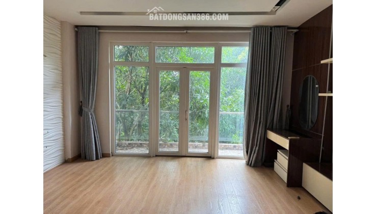 Cho thuê nhà liền kề 5 tầng tại KĐT mới Đại Thanh, xã Tả Thanh Oai, huyện Thanh Trì, Hà Nội.