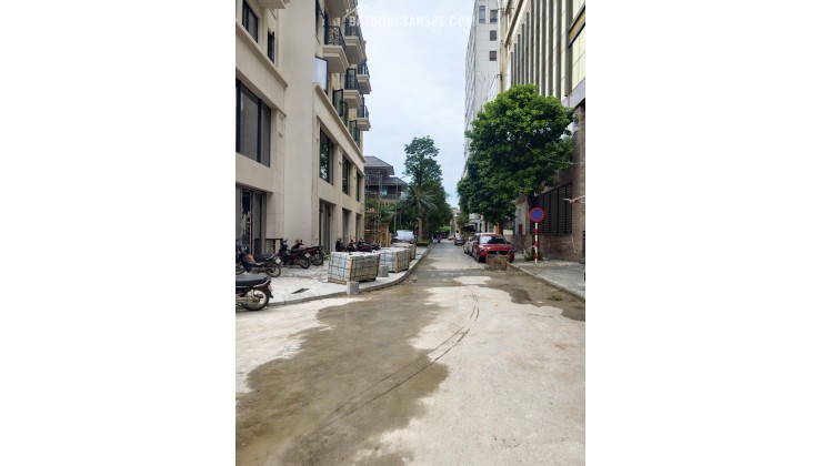 Bán Liền kề The Heritage Láng Hạ 114m2, 6 Tầng, Kinh Doanh Tốt, Sổ Đỏ Chính Chủ