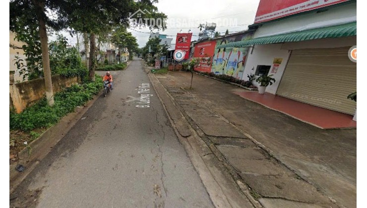 Bán đất  tặng nhà - thị trấn Liên Nghĩa - xã Đức Trọng - Lâm Đồng Giá 4.6 tỷ