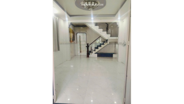 BÁN NHÀ HẺM DƯƠNG BÁ TRẠC, QUẬN 8, 54M², 2 TẦNG, LÔ GÓC SÁT HẺM XE HƠI, GIÁ 5.98 TỶ