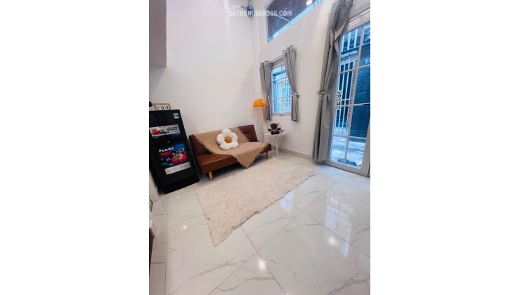 BÁN NHÀ CĂN HỘ DỊCH VỤ HẺM HUỲNH TẤN PHÁT, P. TÂN THUẬN, QUẬN 7, 77.5M², 5 CĂN CHO THUÊ DÒNG TIỀN 45 T/T, GIÁ 6.2 TỶ