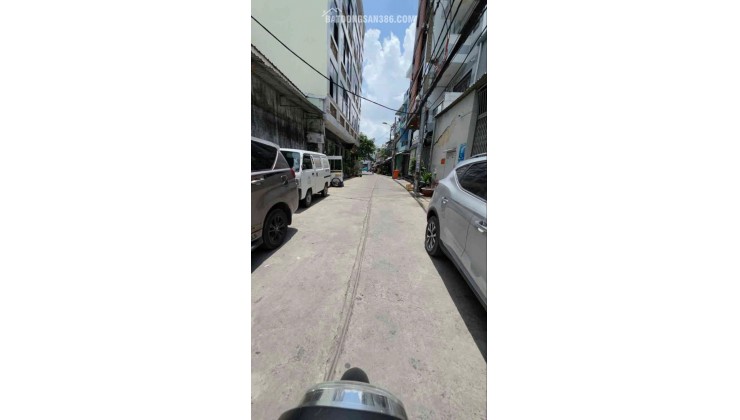 BÁN NHÀ CẤP 4 HẺM XE TẢI HẬU GIANG, PHƯỜNG 11, QUẬN 6, 130M², MẶT TIỀN 10M, GIÁ 10.5 TỶ