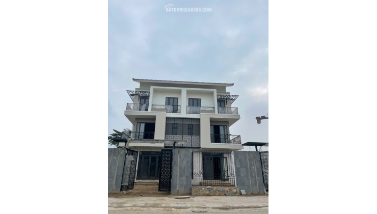 Chỉ cần 30% ( 5,56 tỷ ) vốn ban đầu sở hữu biệt thự song lập hướng Nam 225m² tại Centa Riverside – Đầu tư an tâm, đón đầu tiềm năng tăng giá!