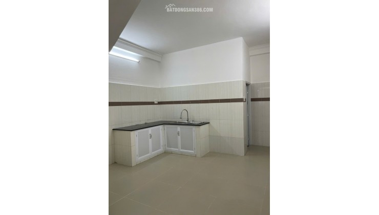 GIẢM MẠNH 1.4 TỶ - Bán nhà hẻm xe hơi, sát mặt tiền Phan Xích Long, P2, Phú Nhuận