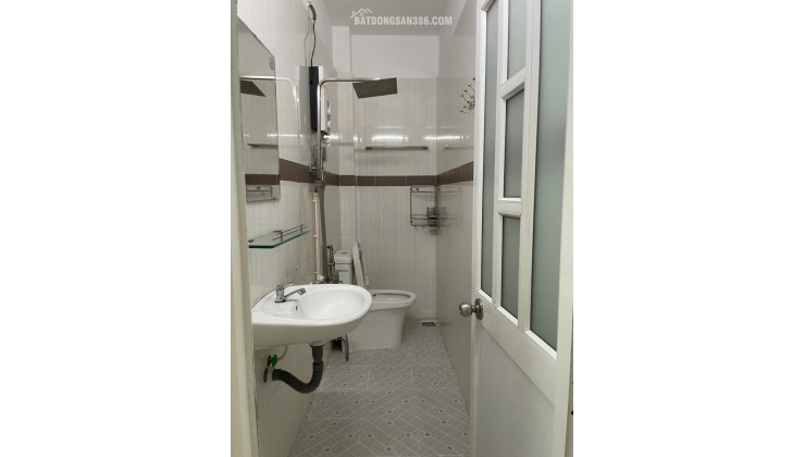 GIẢM MẠNH 1.4 TỶ - Bán nhà hẻm xe hơi, sát mặt tiền Phan Xích Long, P2, Phú Nhuận