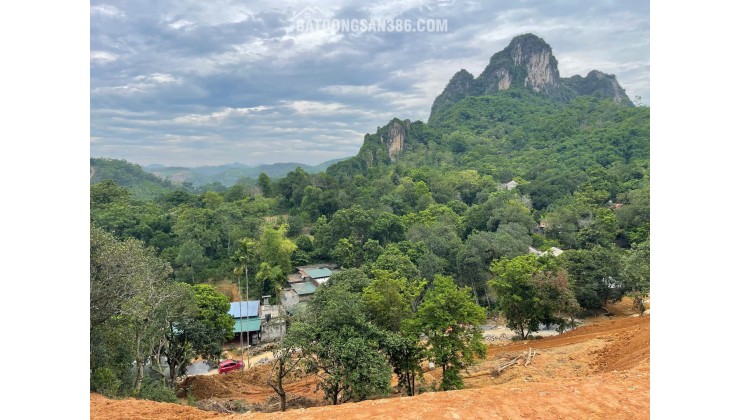 Nhanh tay sở hữu lô đất nghỉ dưỡng siêu tiềm năng tại thị trấn Lương Sơn Hòa Bình.