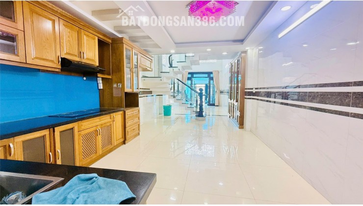 BÁN NHÀ GẦN EMART 2 – HẺM Ô TÔ TRÁNH NHAU – 5 TẦNG, DT 84M2, 5 PHÒNG, CHỈ 11.8 TỶ.