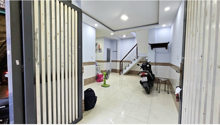  BÁN NHÀ HỒ HẢO HỚN – 2 MẶT HẺM - NỞ HẬU - CÁCH MT 20M2 – 48M² – NGANG 5.2M – 3PN  – P. CẦU ÔNG LÃNH – GIÁ CHỈ 5.X TỶ  Vị trí trung tâm TP.HC
