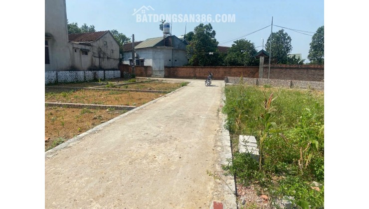 Đất thôn Cánh chủ, xã Bình Yên, Thạch Thất, Sát khu Hoà Lạc, giá chỉ 1ty490ttr