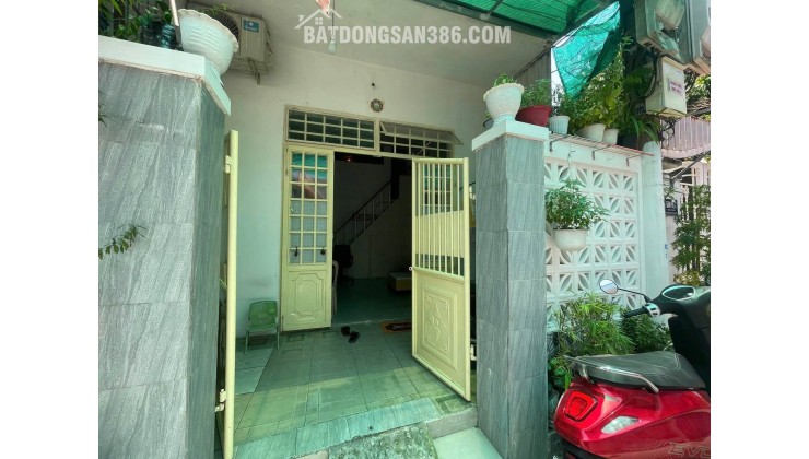 Bán nhà gác lửng kiệt Ô Tô Nguyễn Văn Huề - sát đường chính