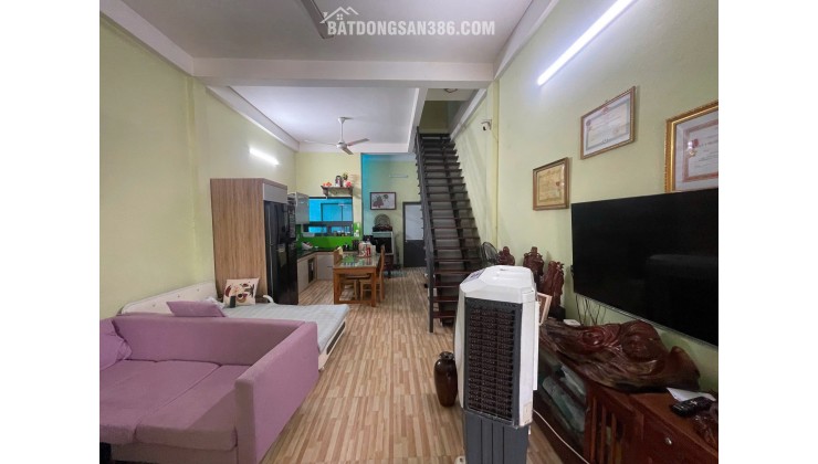 Nhà 2 tầng đường Phan Thị Nể - Sát Biển - Vị trí đẹp