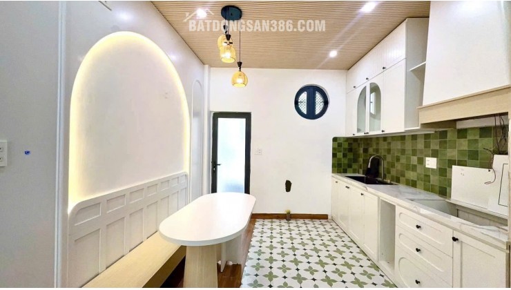 Siêu phẩm 4 tầng 2 mặt kiệt LÂM HOÀNH Sơn Trà - Ngay bãi tắm
