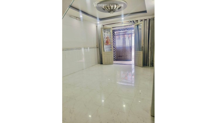 BÁN NHÀ SÁT HXH DƯƠNG BÁ TRẠC P2 Q8 - 4.1X13.5 - 54M2 - CHỈ 5,98 TỶ- GỌI NGAY 0784968131