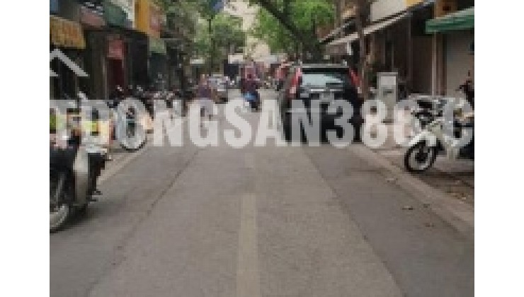 Bán Nhà mặt phố Nguyễn Trường Tộ, Ba Đình 139m2, MT 9m, vỉa hè rộng, kinh doanh 190 Tỷ