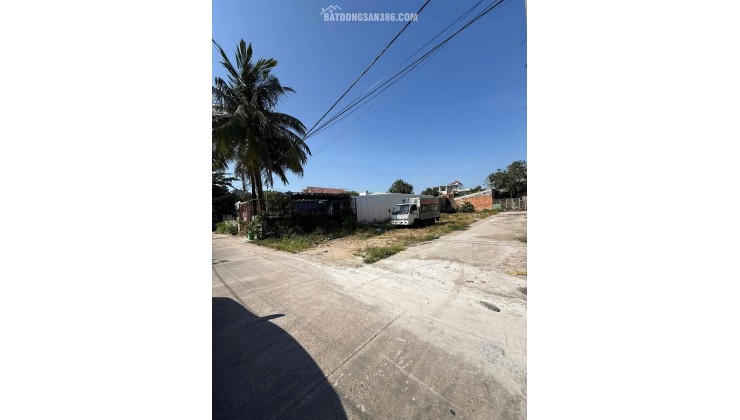 Bán 1 cặp đất kiệt Ô TÔ K164 Nguyễn Chánh - view biển Nguyễn Tất Thành