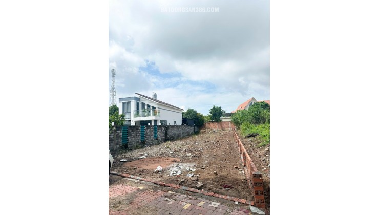 BÁN 380,6MV ĐẤT MT ĐƯỜNG SỐ 8 P.LONG ĐIỀN BÀ RỊA-VŨNG TÀU, TP.HCM 9.3TỶ LH:0918656770
