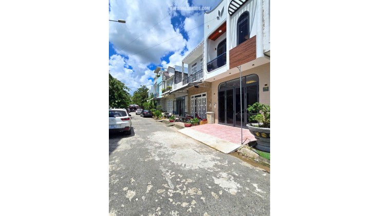 BÁN NHÀ SIÊU ĐẸP - KHU VĂN HOÁ TÂY ĐÔ (CÁI RĂNG - CẦN THƠ) 4TY260TR – 65M2. LH:0903660318.