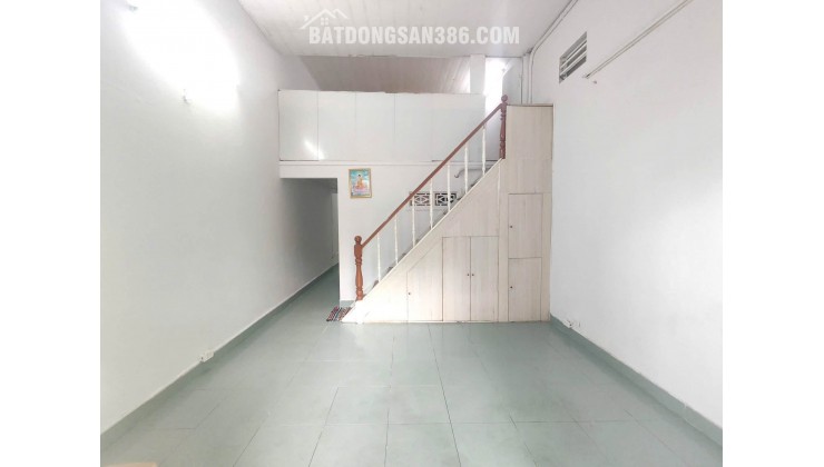 Bán nhà gác lửng kiệt Ô Tô Nguyễn Văn Huề - sát đường chính