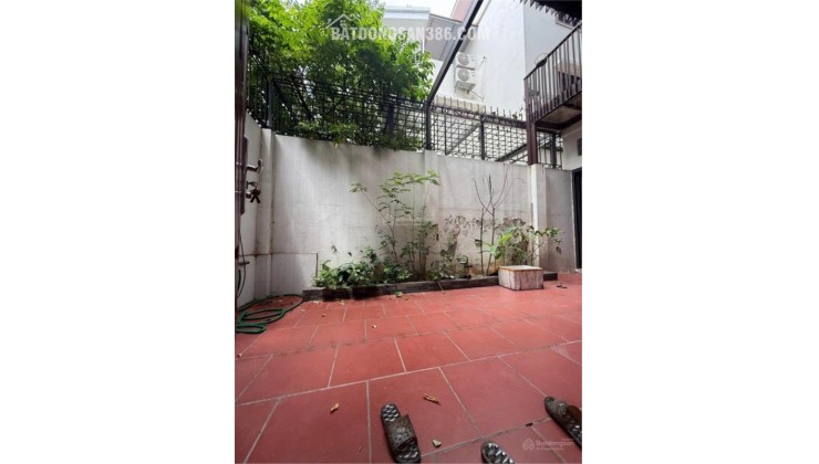 Bán siêu phẩm mặt phố Vạn Phúc kéo dài, Ba Đình DT: 91m, 5 tầng, MT 4,6m, 64 tỷ. LH: 0933 993568