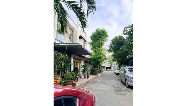 Bán nhà 3 tầng đường Hoà Minh 14 - (Sát Kinh Dương Vương, gần biển)